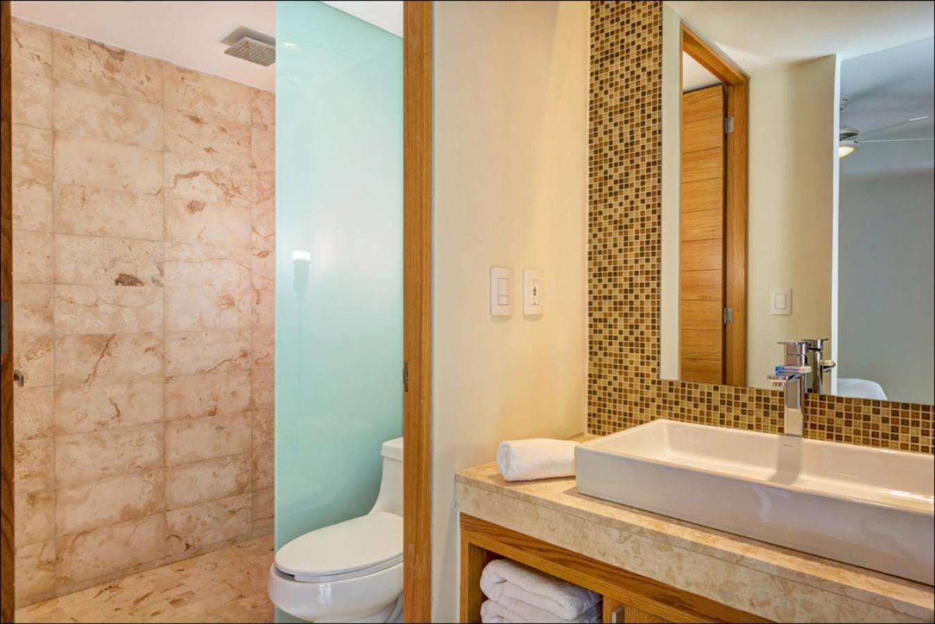 Anah Suites By Las Flores Vacation Rentals Playa del Carmen Rum bild